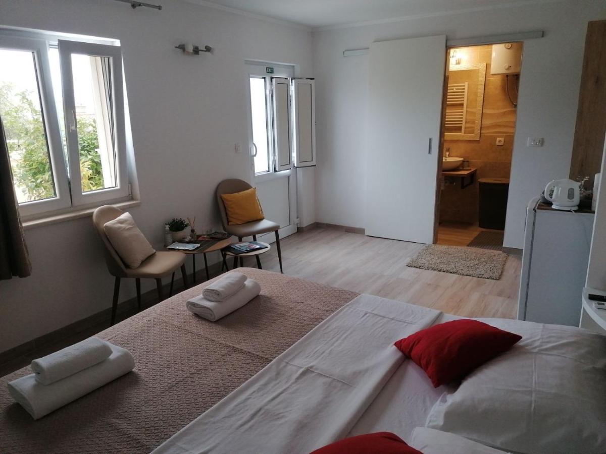 Room Alfa Дубровник Екстериор снимка